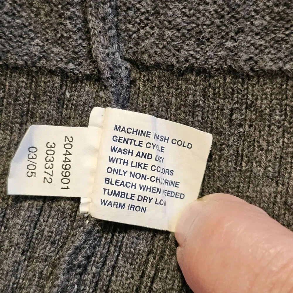 GAP vtg toned